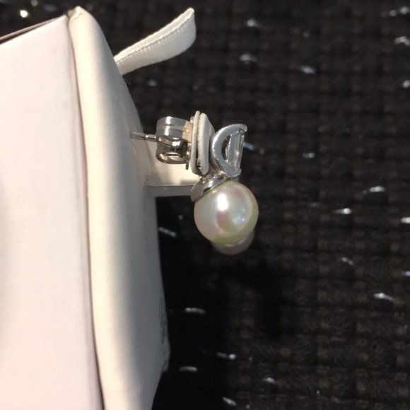 New! Kiera Couture Pearl Earrings - Picture 11 of 15